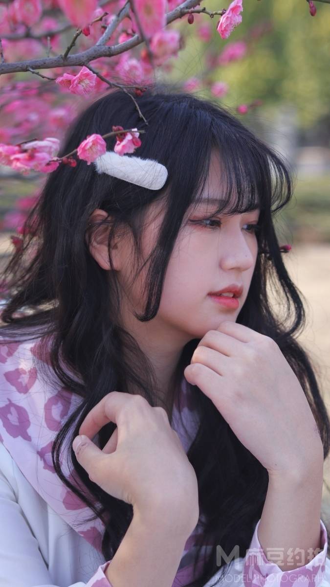 清新模特