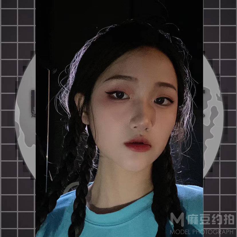 妆容模特