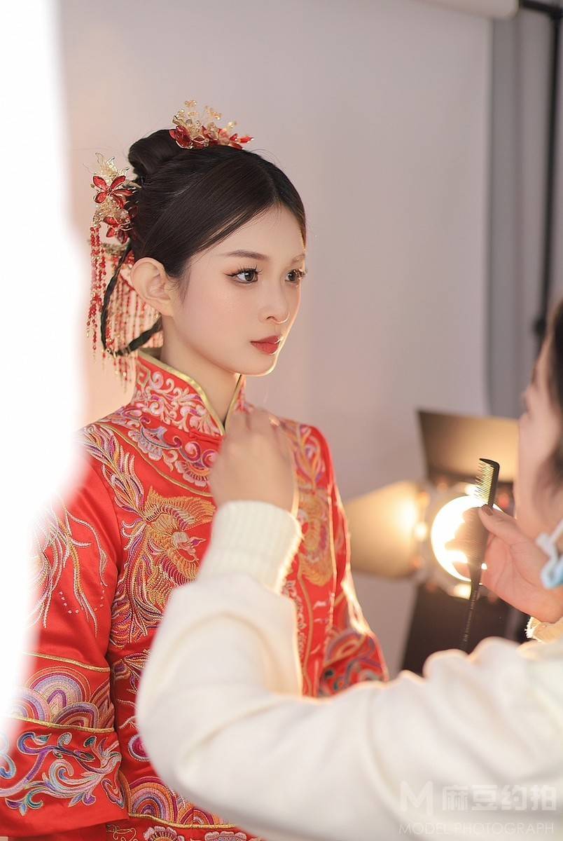 妆容模特