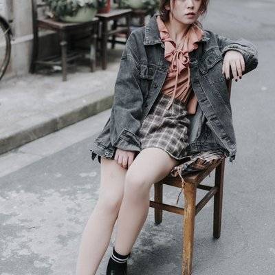 情绪模特