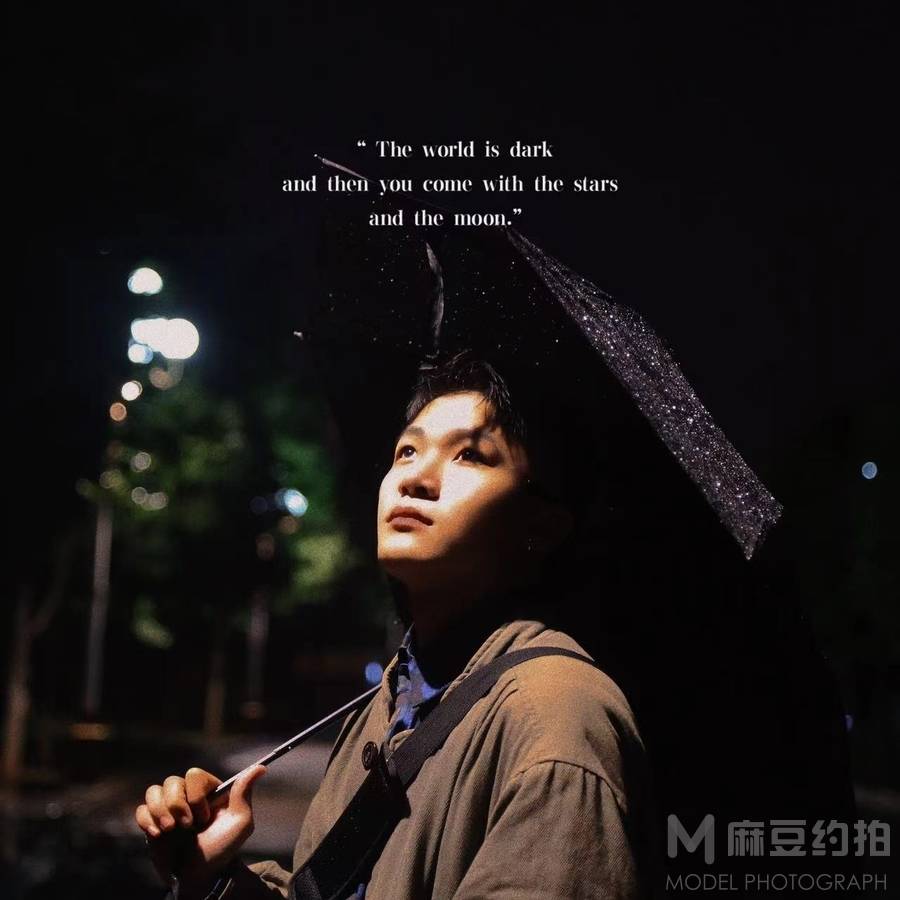 情绪模特