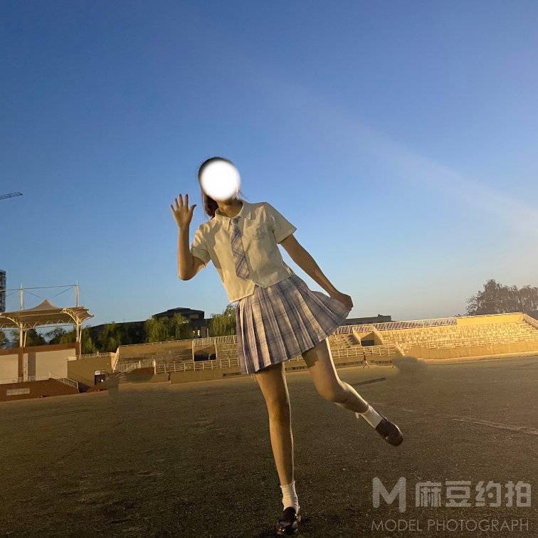 校园模特