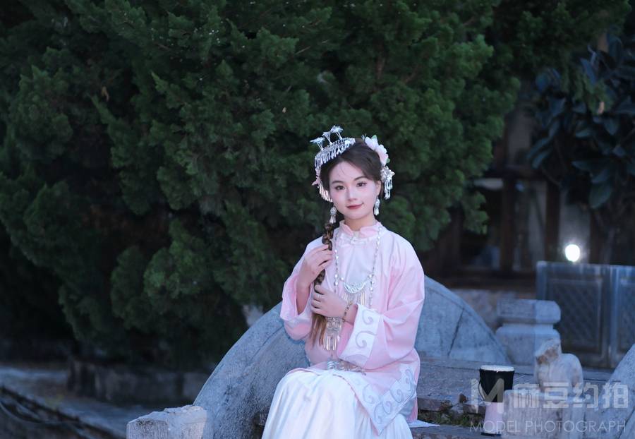 妆容模特