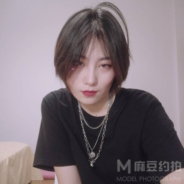 纪实模特