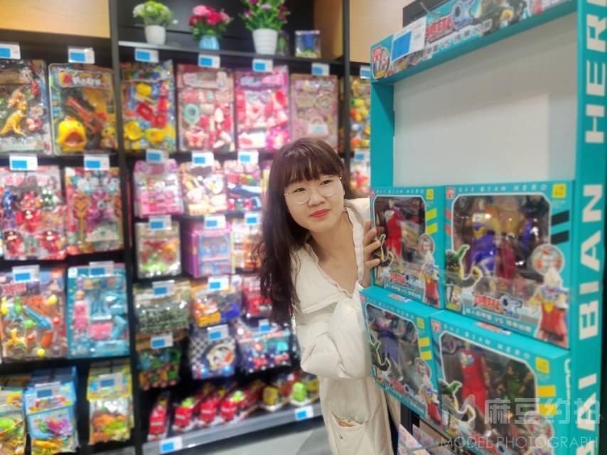 校园模特