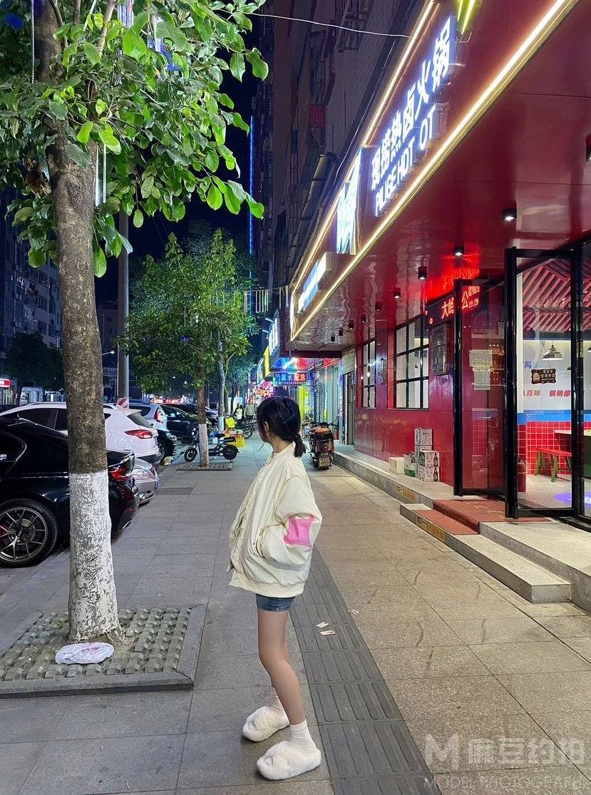 胶片模特
