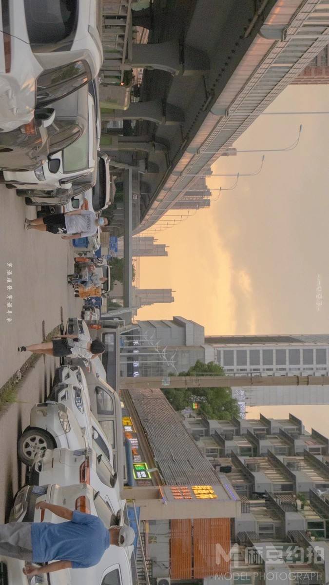 清新模特