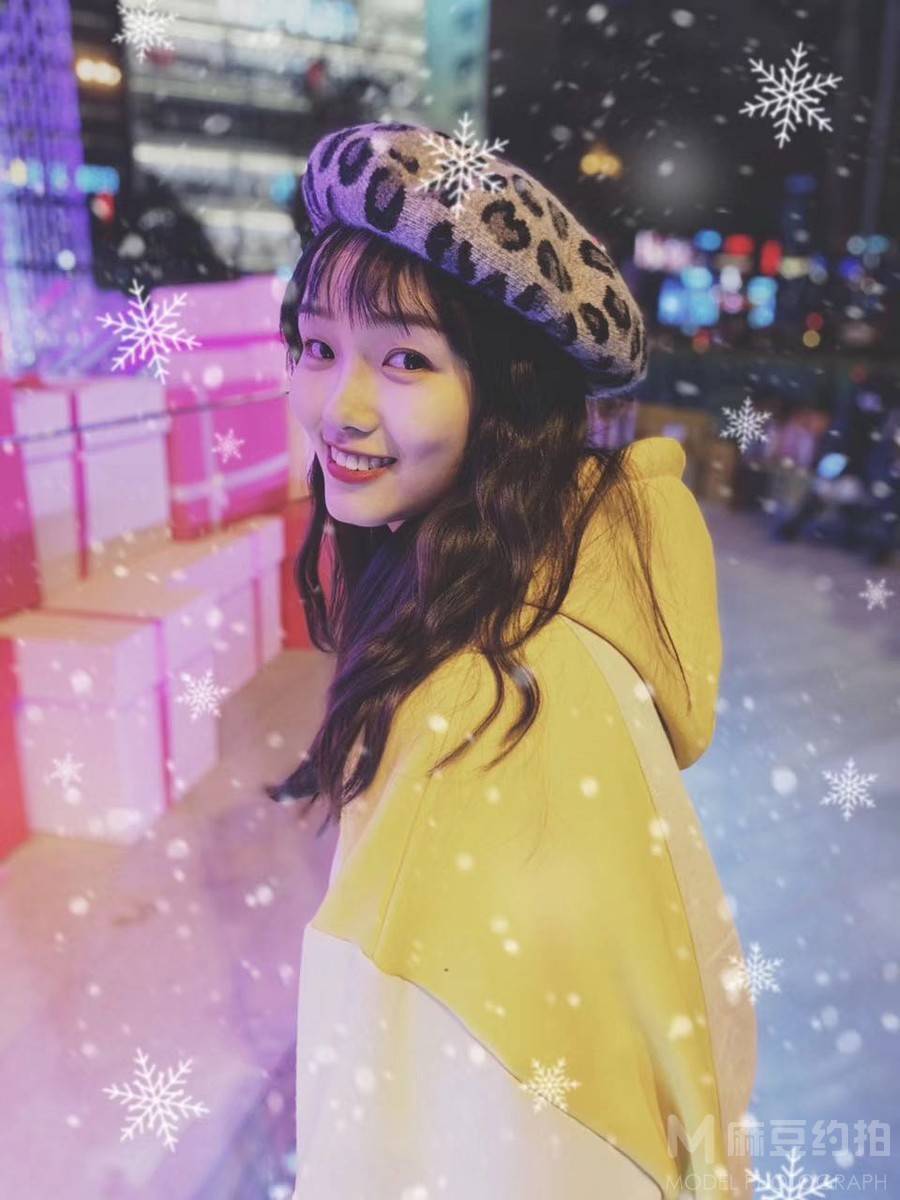 校园模特