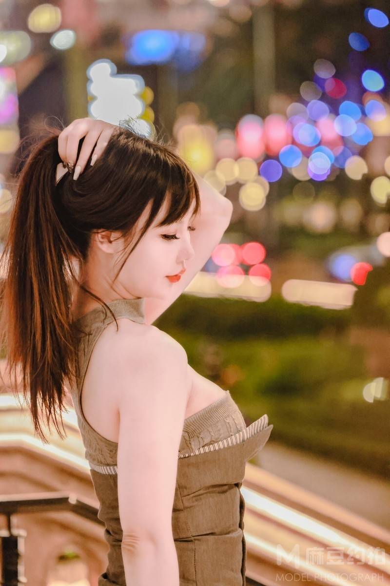 夜景模特