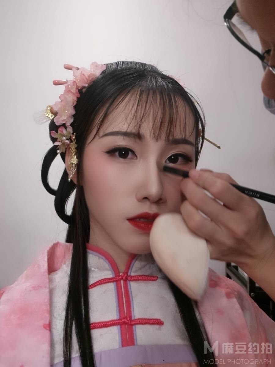 民国模特
