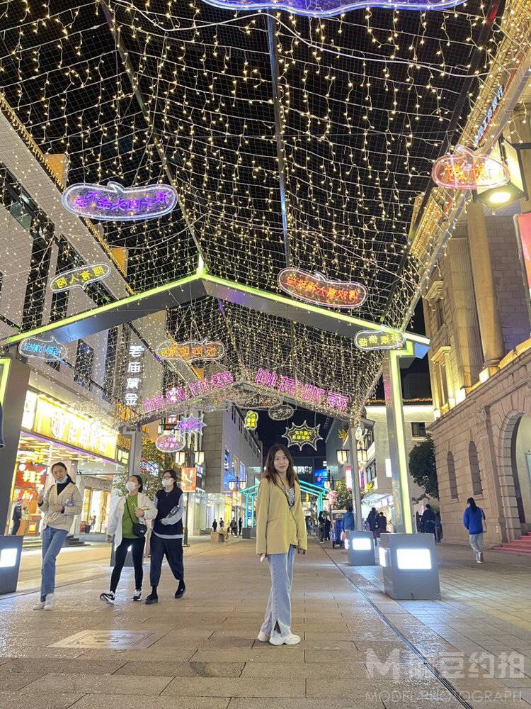 夜景模特