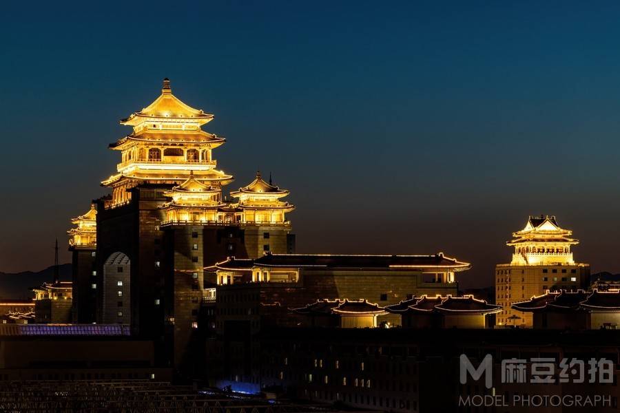 夜景模特
