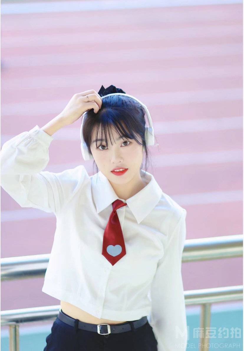 校园模特