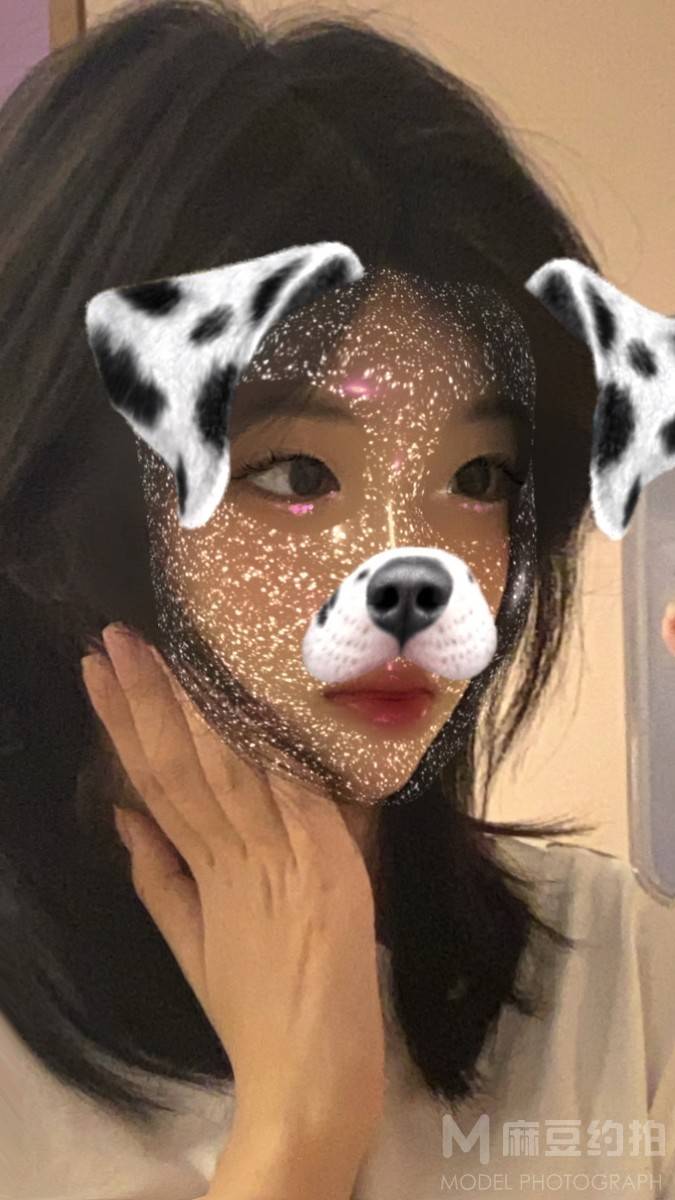 妆容模特