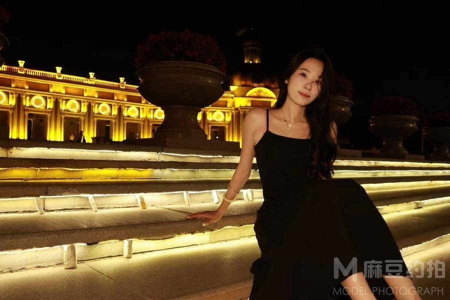 夜景模特