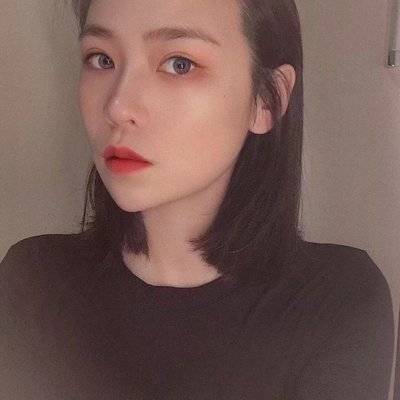 黑白模特
