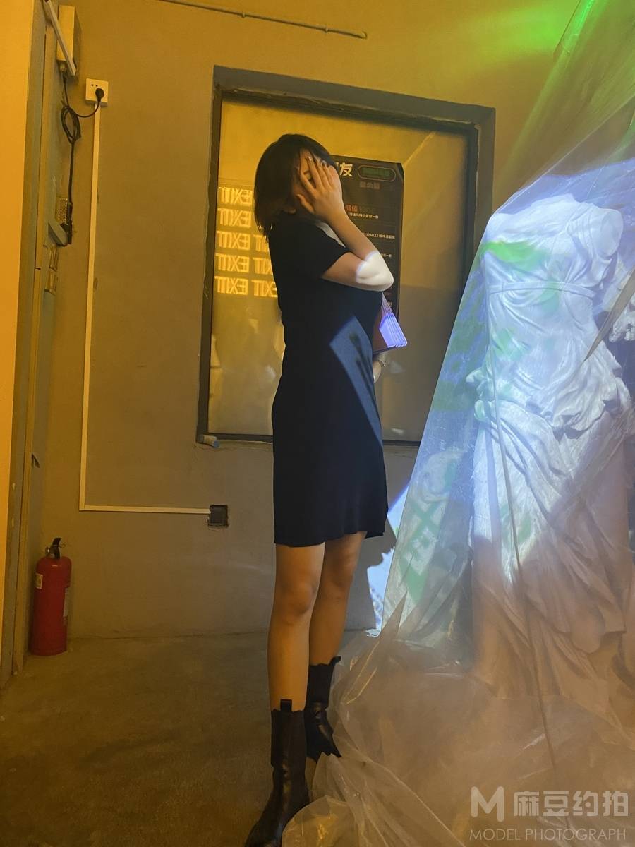 宝丽来模特