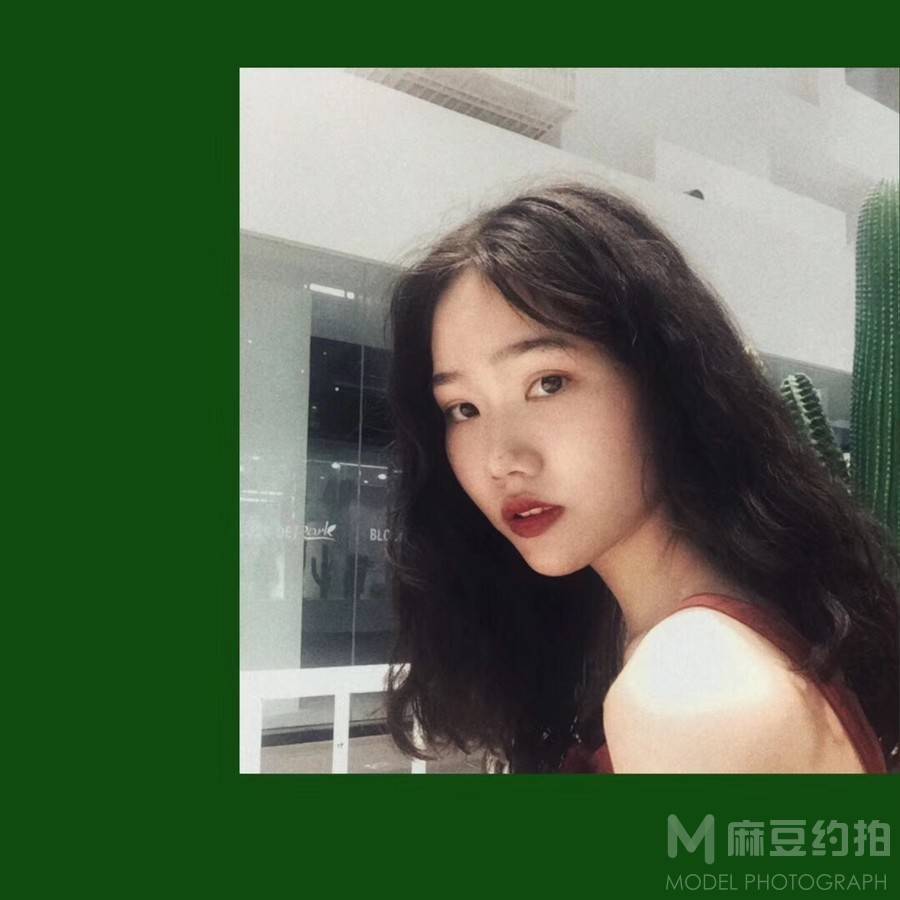 胶片模特