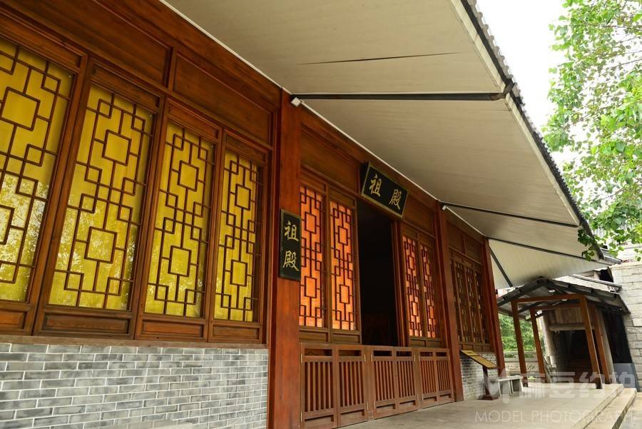 纪实模特