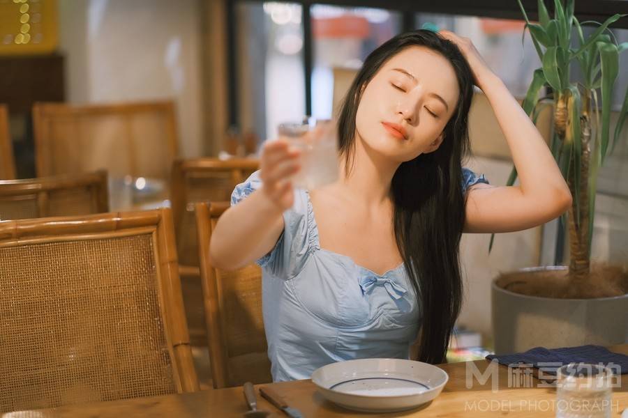 胶片模特