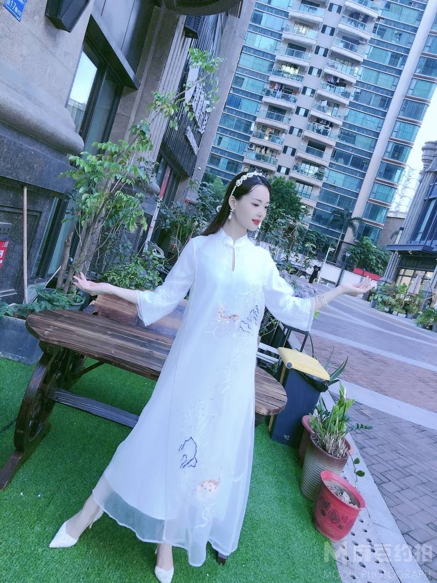 汉服模特