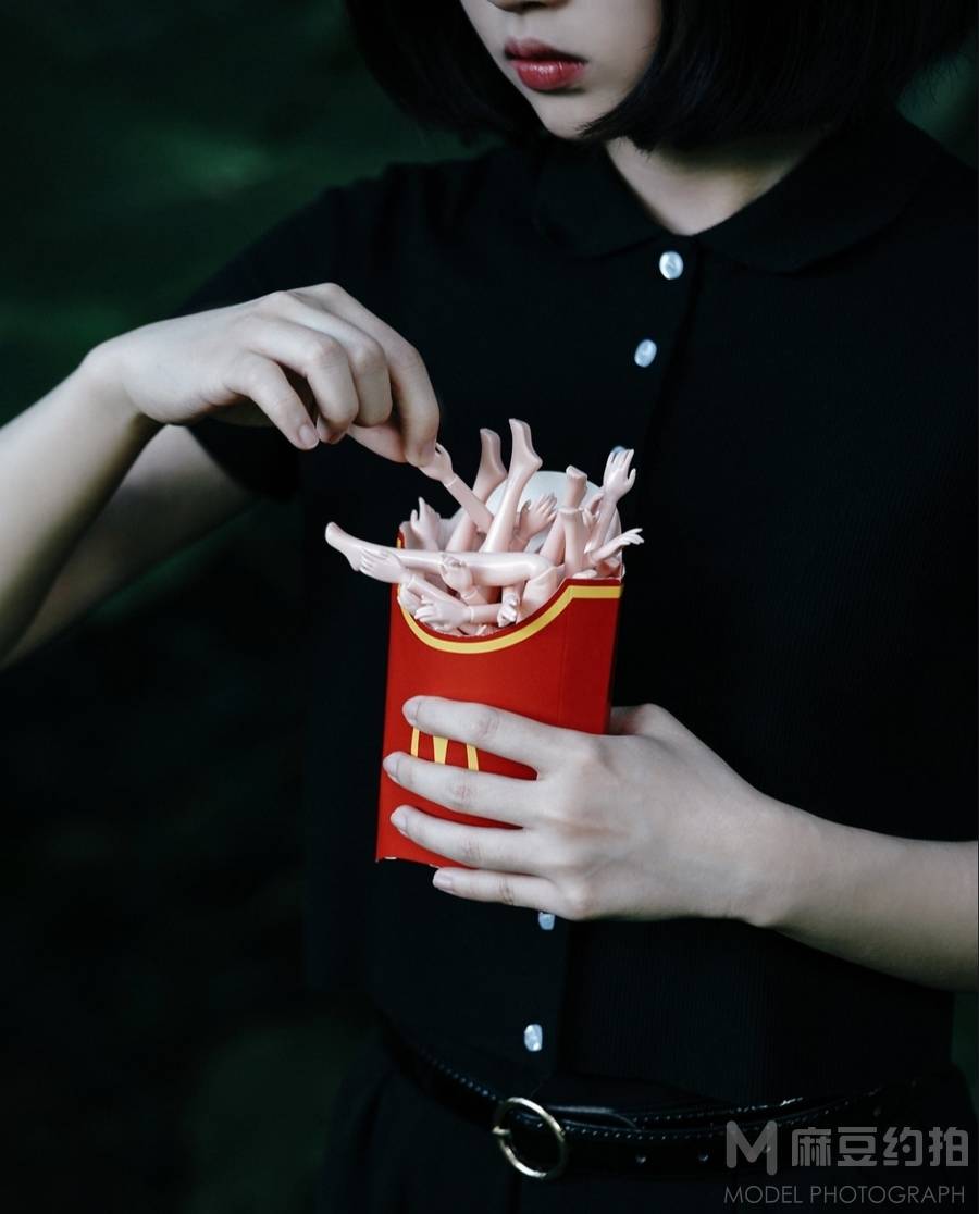 暗黑模特