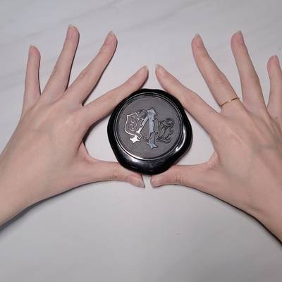 黑白模特