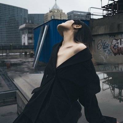 黑白模特