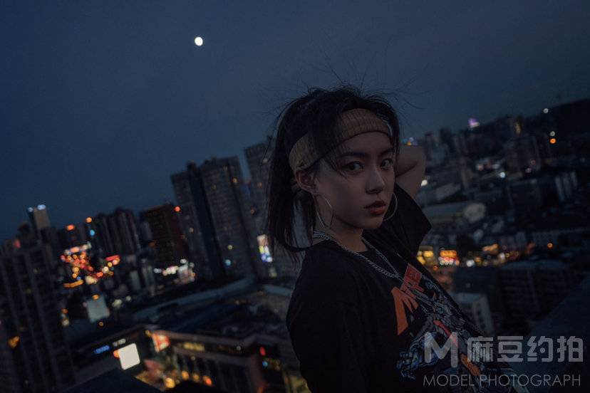 夜景模特