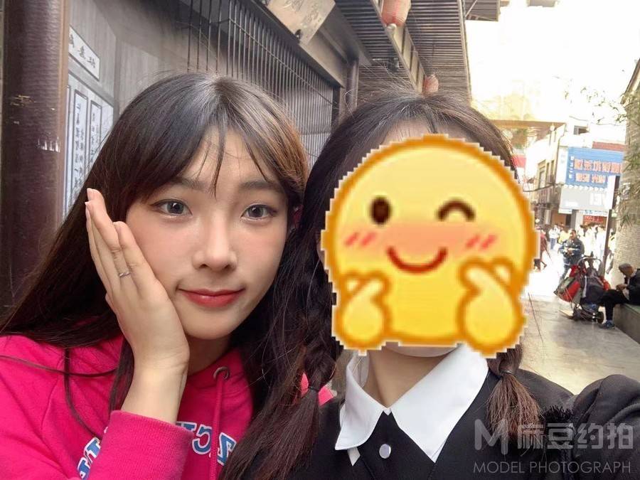 妆容模特
