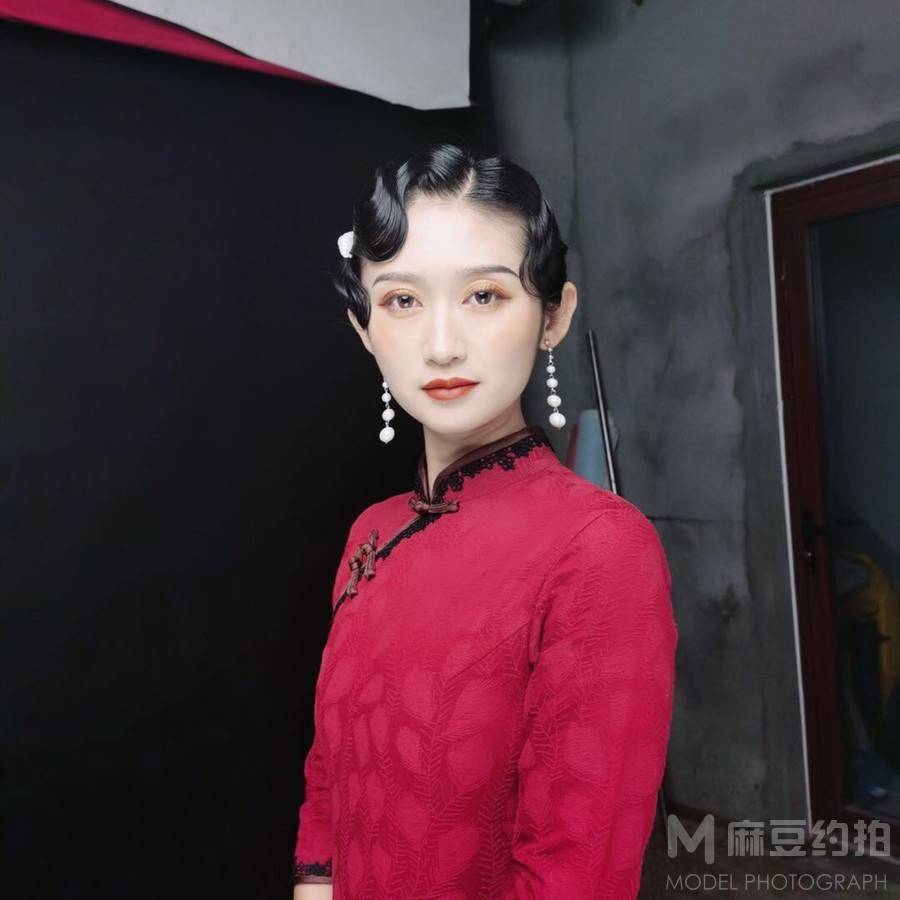 民国模特
