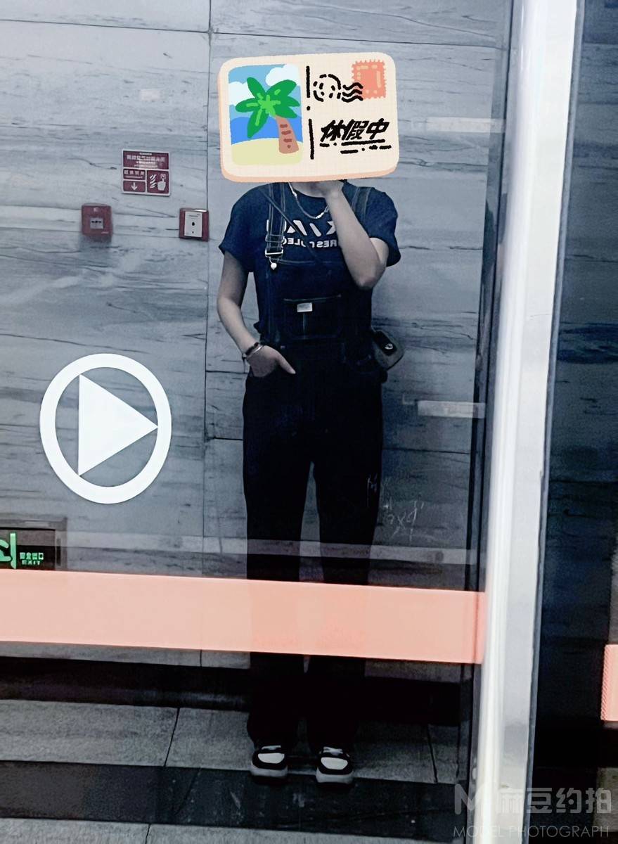 暗黑模特