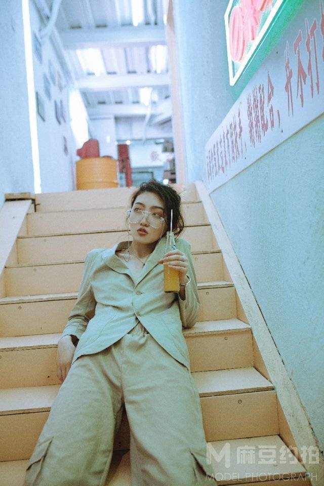 胶片模特