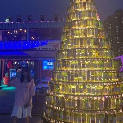 夜景模特