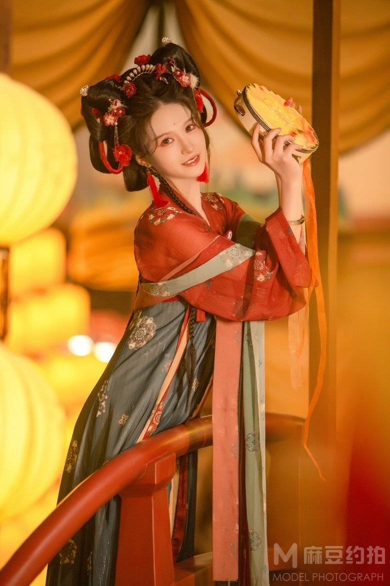 妆容模特