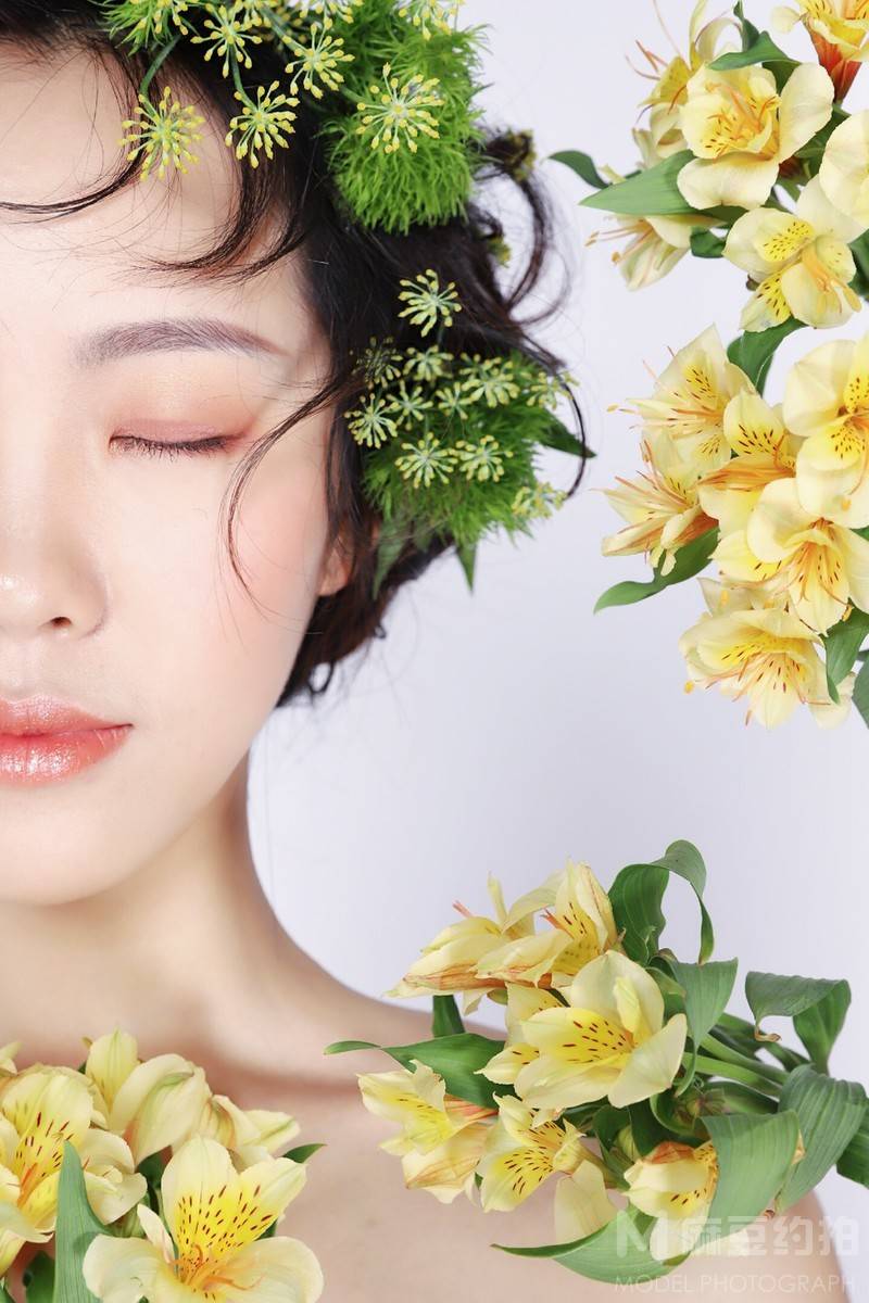妆容模特