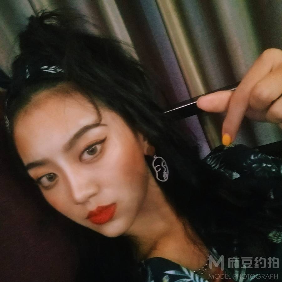 暗黑模特