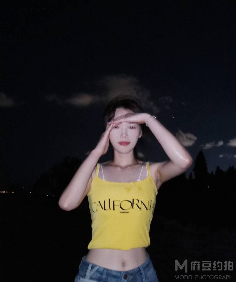 夜景模特