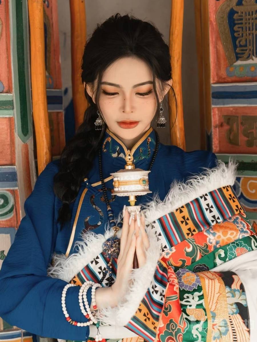 情绪模特