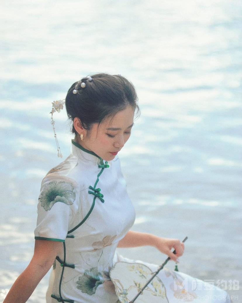 纪实模特