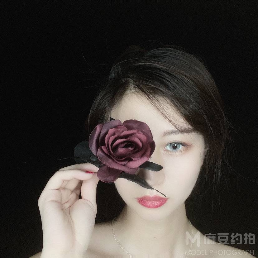 暗黑模特
