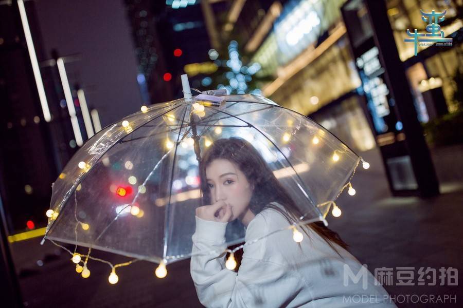 夜景模特