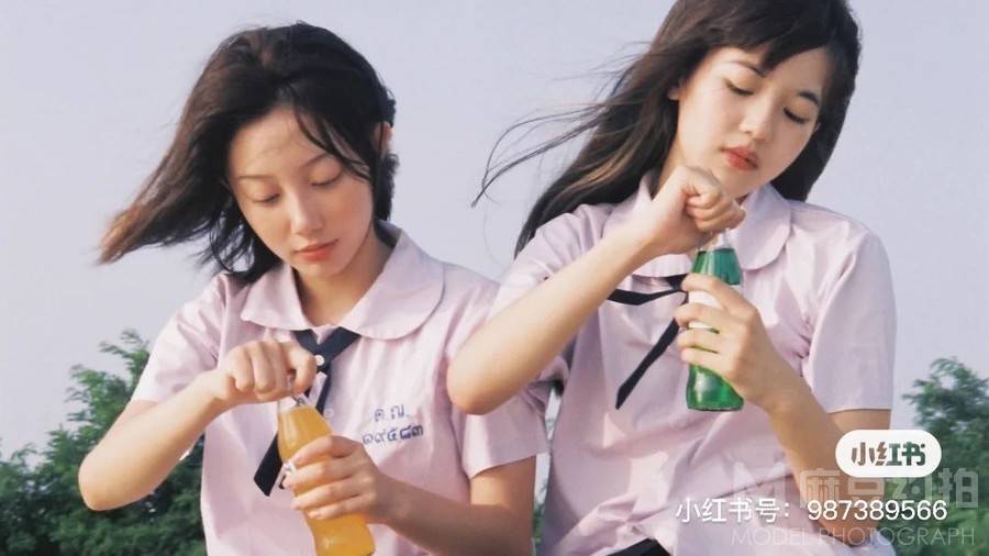 校园模特