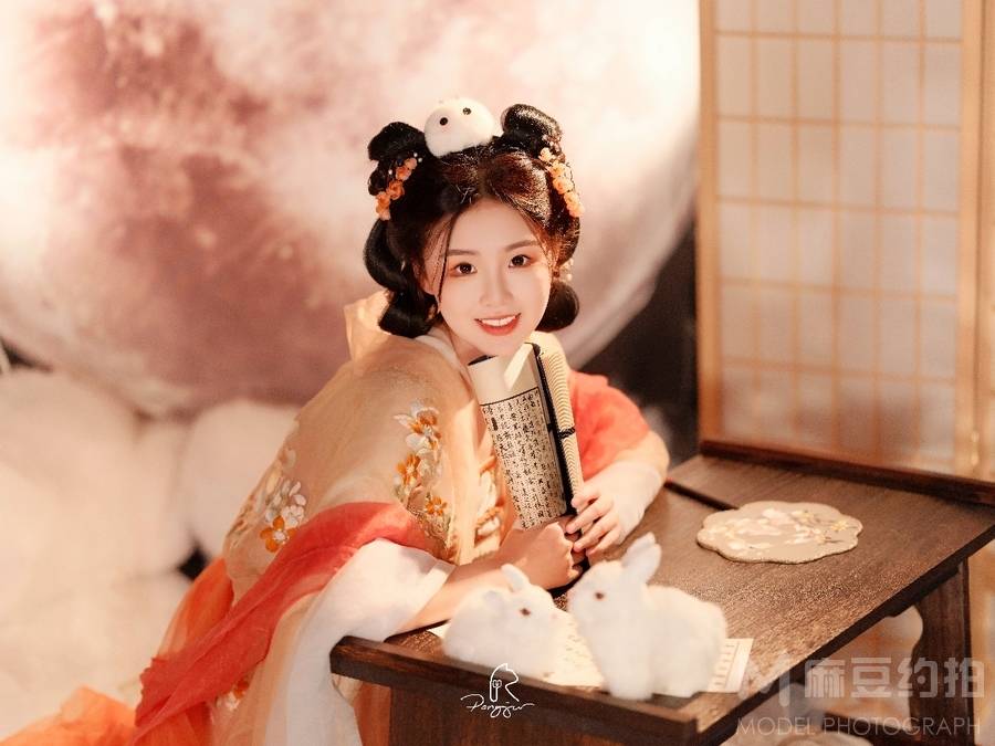 少女模特