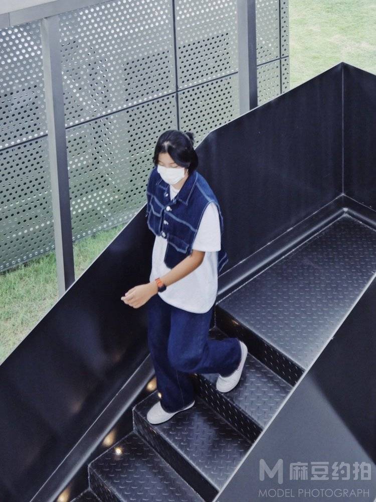 胶片模特