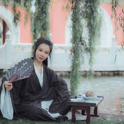 汉服模特
