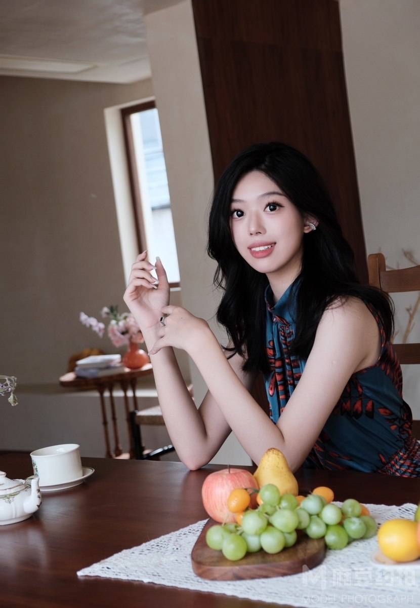 黑白模特