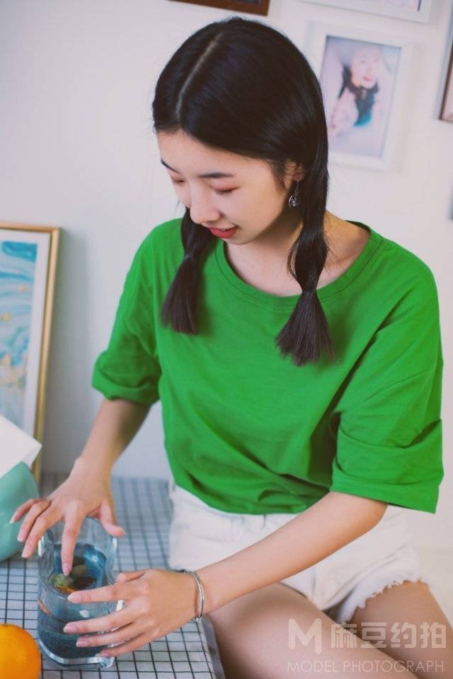 清新模特