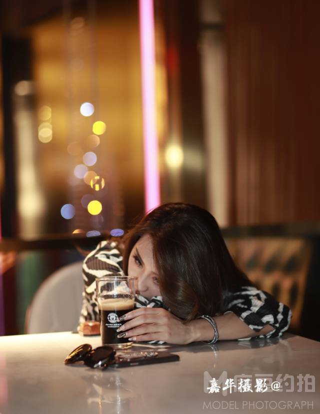 商务模特