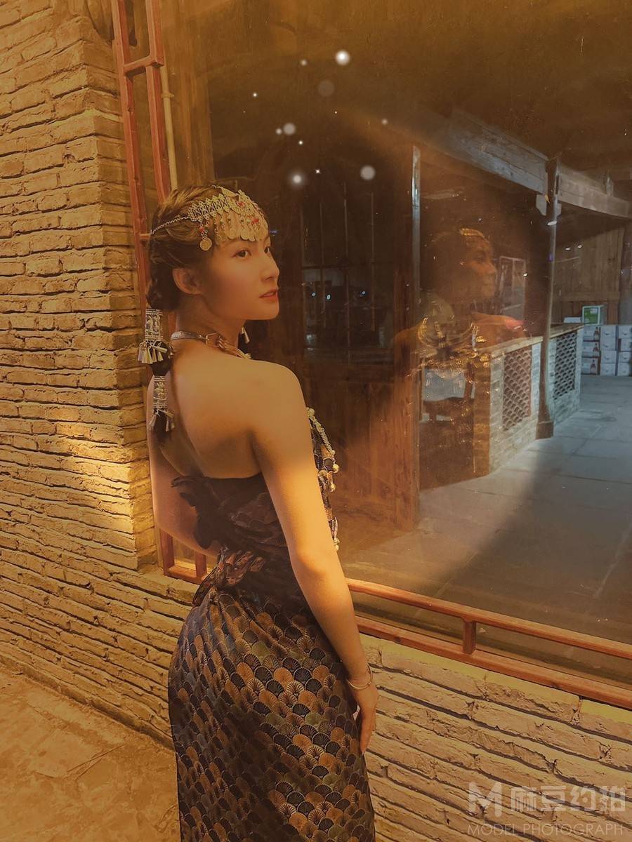 夜景模特